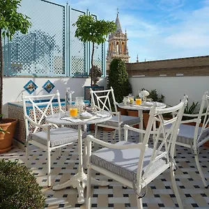 Triana House Hotel